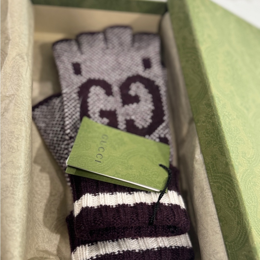 Gucci Brown and White Fingerless Gloves with Monogram